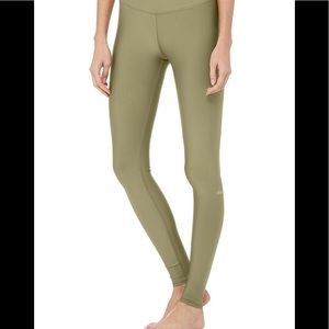 Alo  yoga high wait airbrush legging